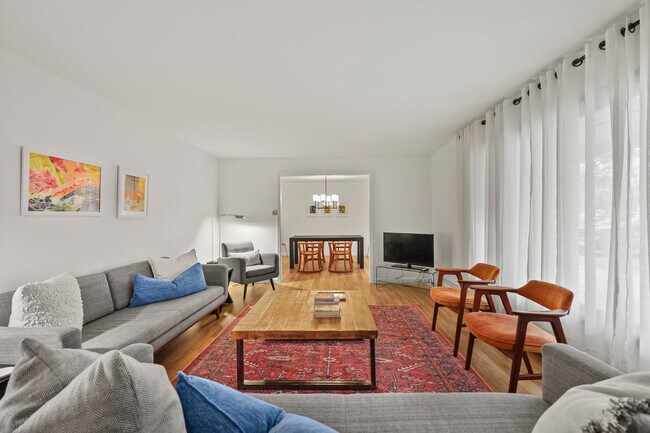 Photo - 34 Galway Ct