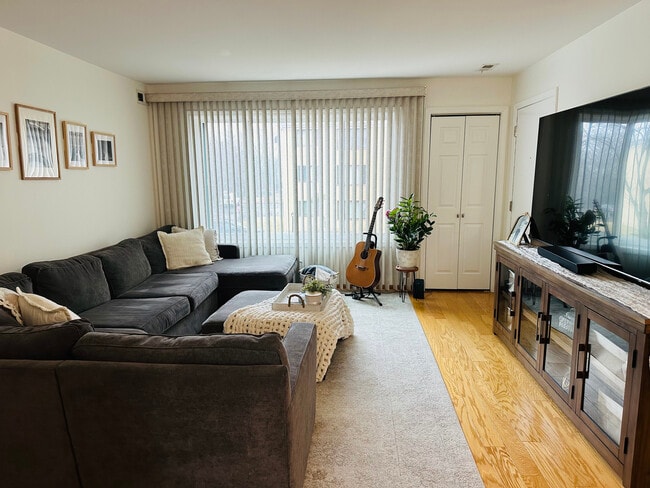 Photo - 9340 Hamilton Ct