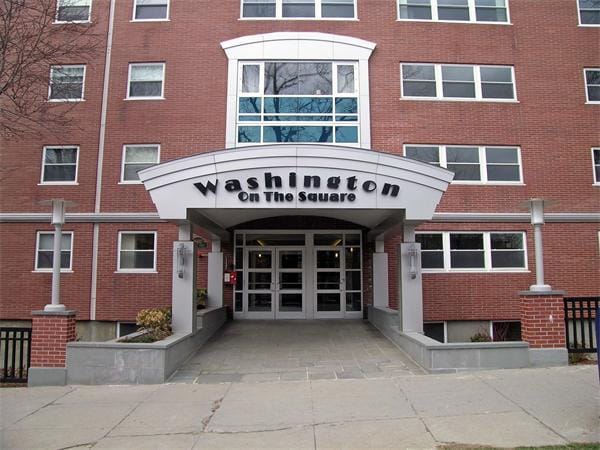 Building Photo - 1600 Beacon St Unit 312