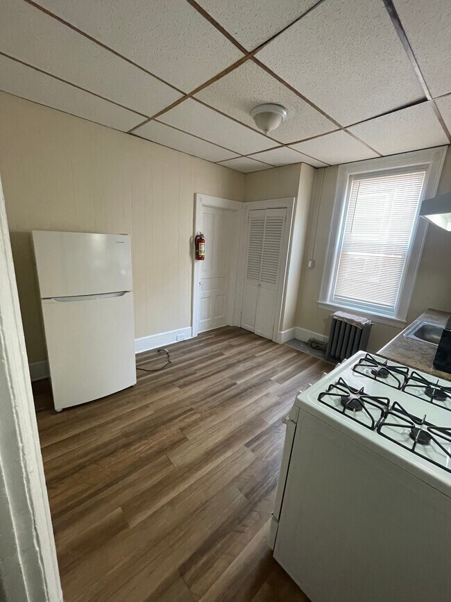 4732 D St Unit Floor 2