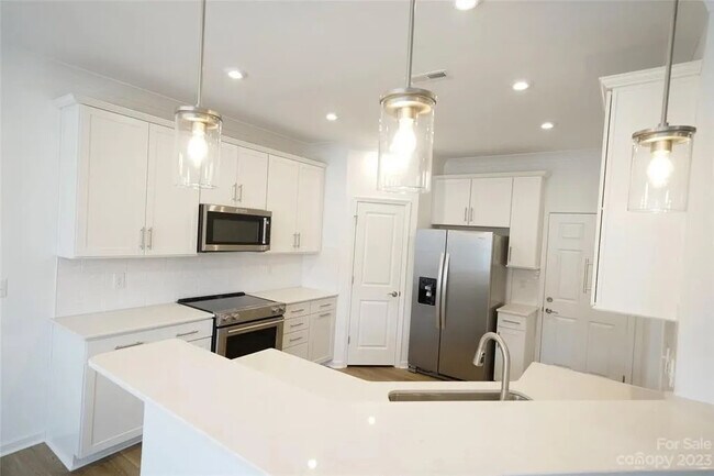 Photo - Room in Townhome on Lani Dr