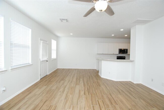 Photo - 3212 Victorian Manor Ln