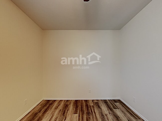 Photo - 18366 W Southgate Ave