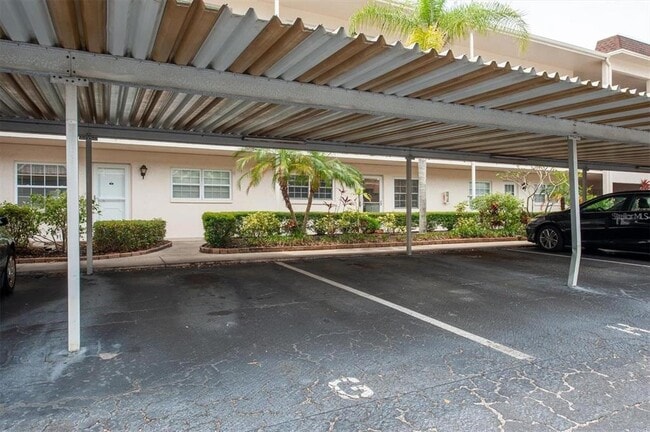Photo - 845 Maple Ct Unit 103