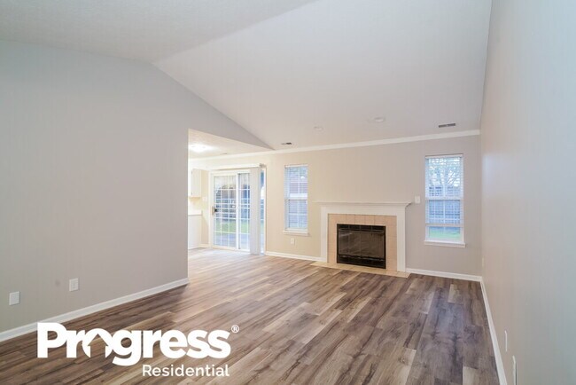 Photo - 1006 Honeysuckle Ct