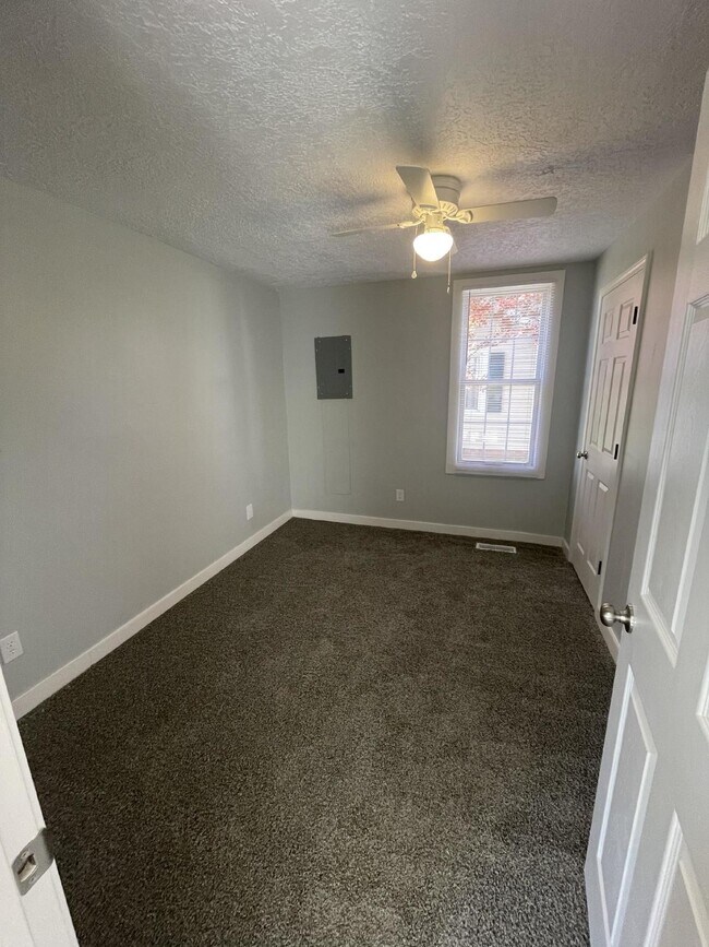 Photo - 5894 Martin Hwy