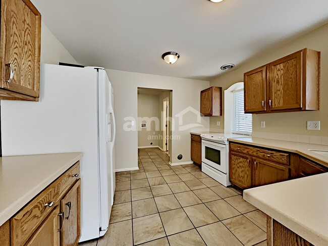 Photo - 20528 March Dr