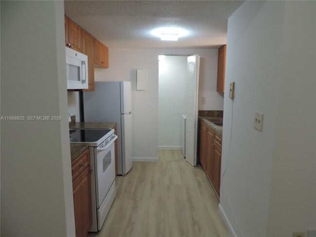 Photo - 566 NW 114th Ave Unit 204