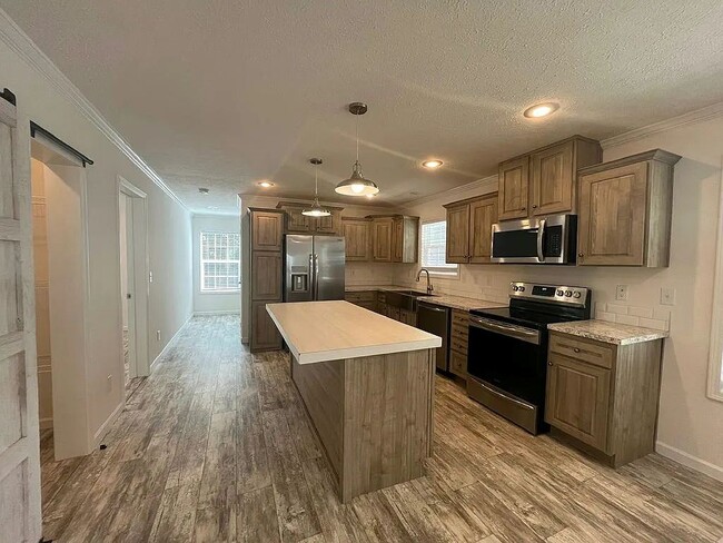 Photo - 608 Elephant Way