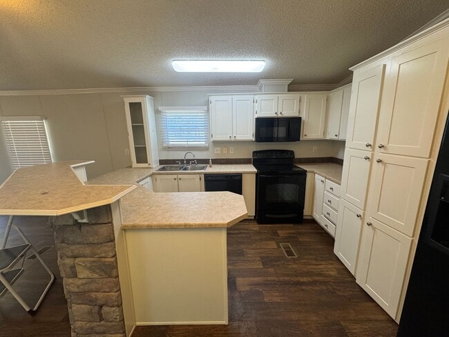 Photo - Beautiful 3 Bedroom home in Stonewall