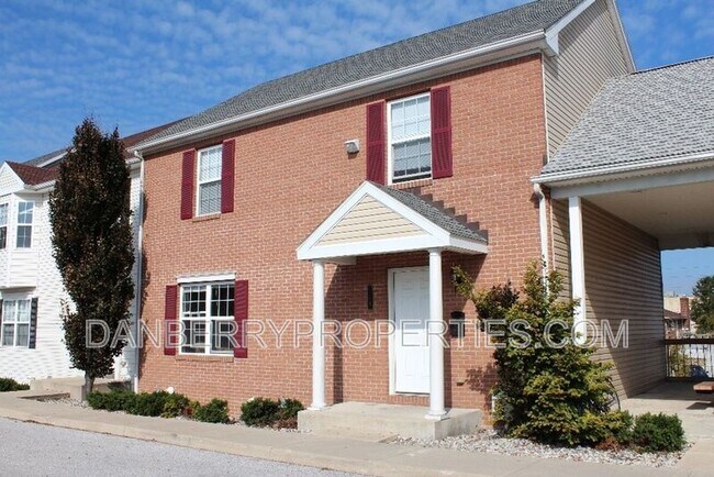 Photo - 1107 N Byrne Rd