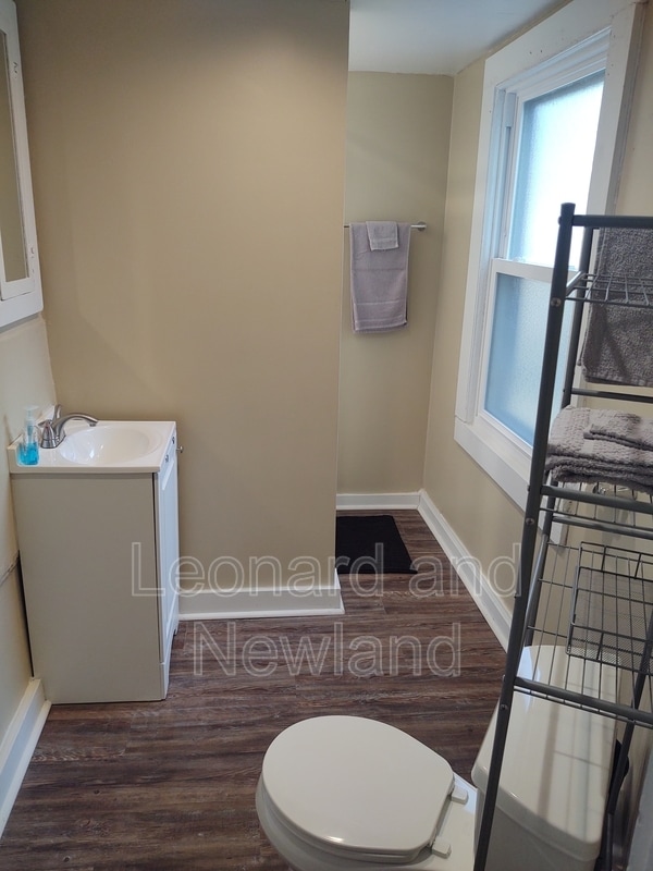 Photo - 1330 Maple Ave