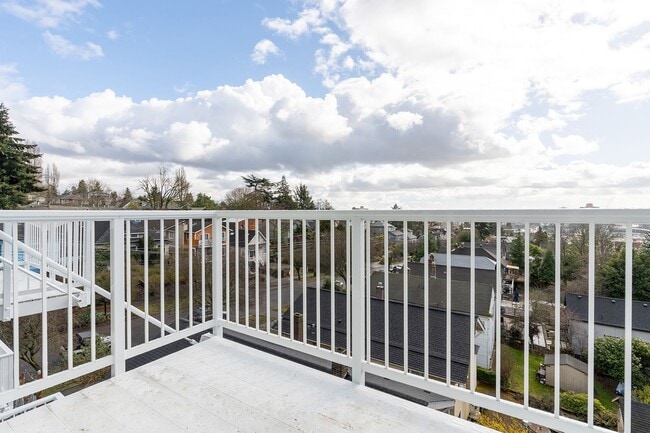 Photo - 355 15th Ave Unidad 205