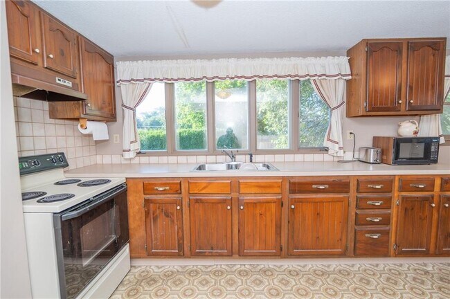 Photo - 137A Kingstown Rd