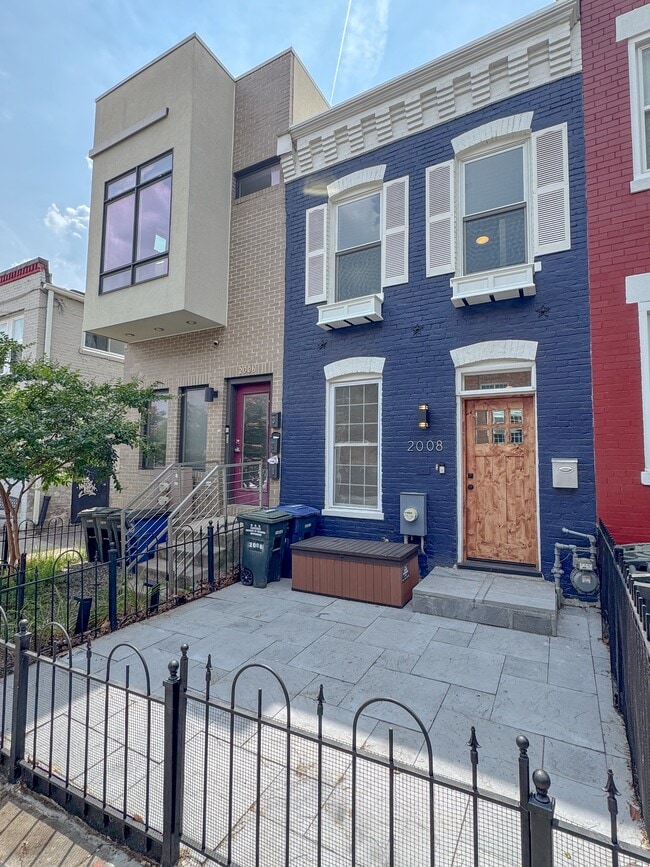 Photo - 2008 10th St NW Casa