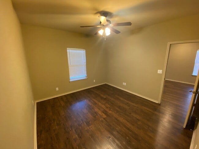 Photo - 4233 Castlegate Dr Unidad 4233