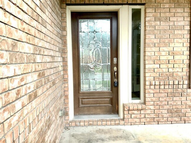Photo - 1810 Logan Trail