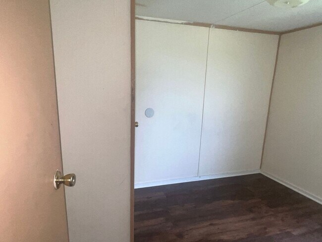 Photo - 3 Bedroom Singlewide Mobile Home