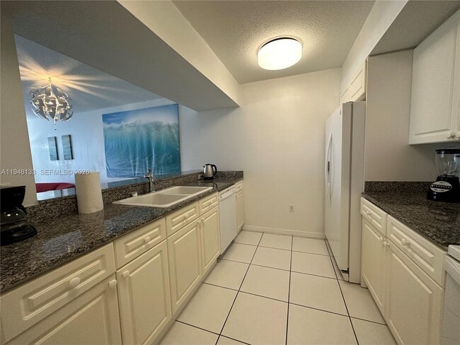 Photo - 17275 Collins Ave Unit 312