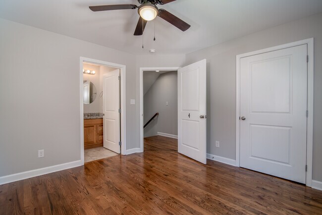 Photo - 113 Williams Rd