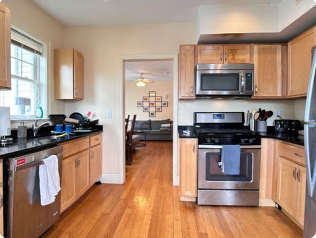 Photo - 76 Brooks St