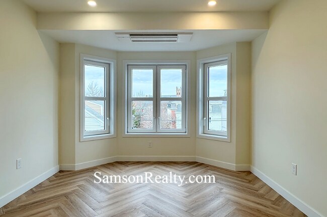 Photo - 381 Wickenden St Unit 4A