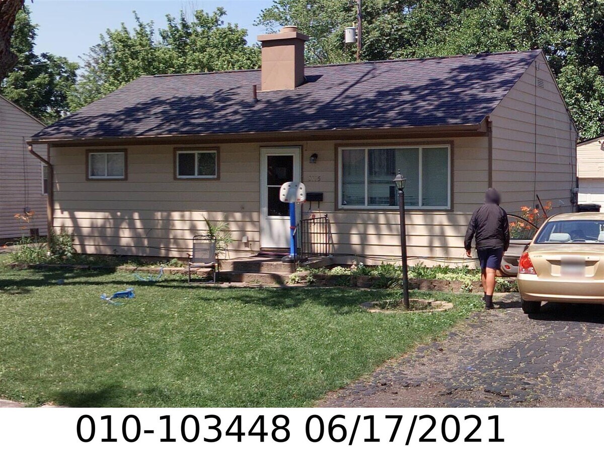 Photo - 3805 Walmar Dr House