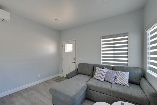 7440 Hyatt St Unit SI ID1596271P