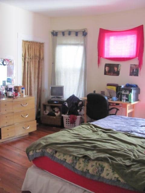Building Photo - 822 Huntington Ave Unit 4 Rental