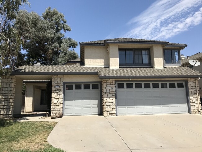 Building Photo - 4 bed & 3 full bathrooms in Tracy! Rental