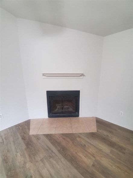 Photo - 6909 Hyland Cir Unidad A