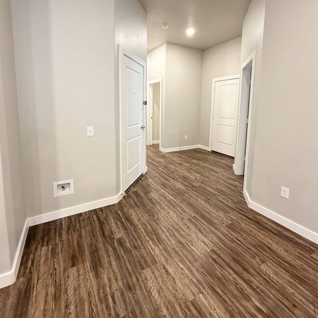 Photo - 2108 N Jayton Ave
