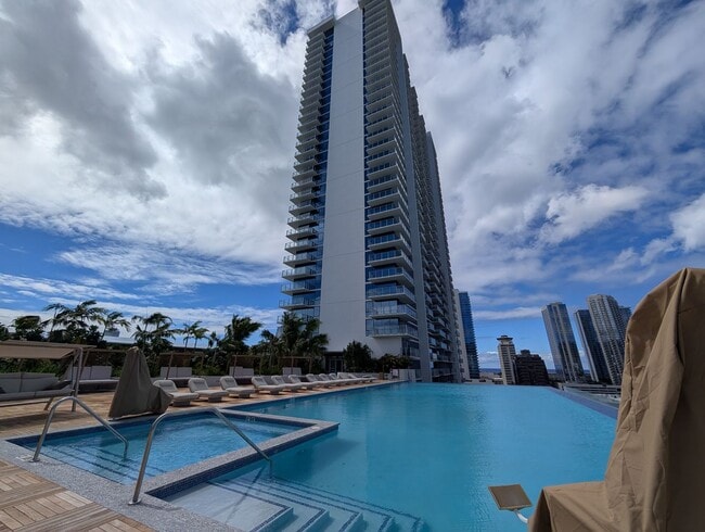 Building Photo - The Park on Keeaumoku brand new studio apartment Unit #1509