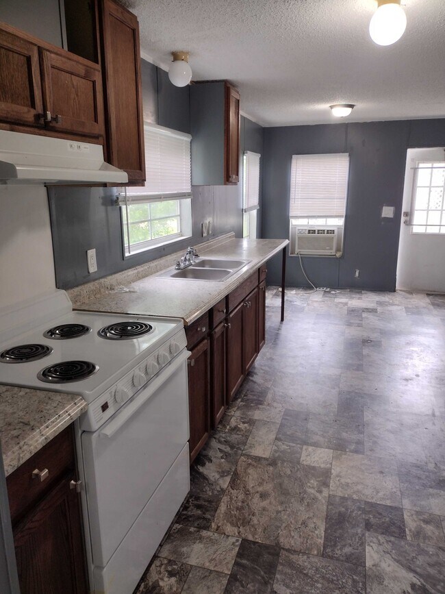 Photo - 1214 Church Ave