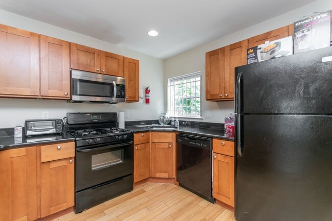 Building Photo - 1843 N 18th St Unit 1