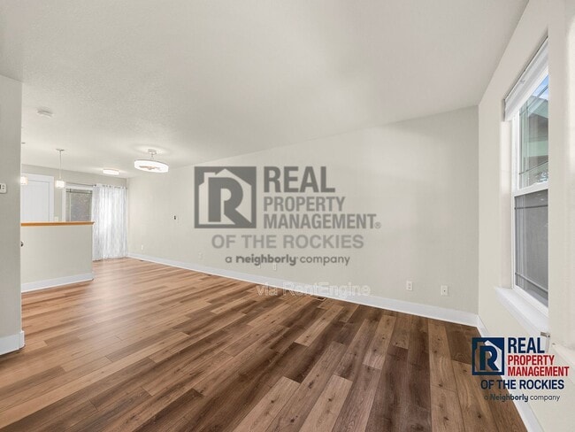 Photo - 632 Ebon Pica St