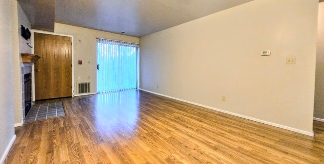 Photo - 815 W Puetz Rd Unit 815