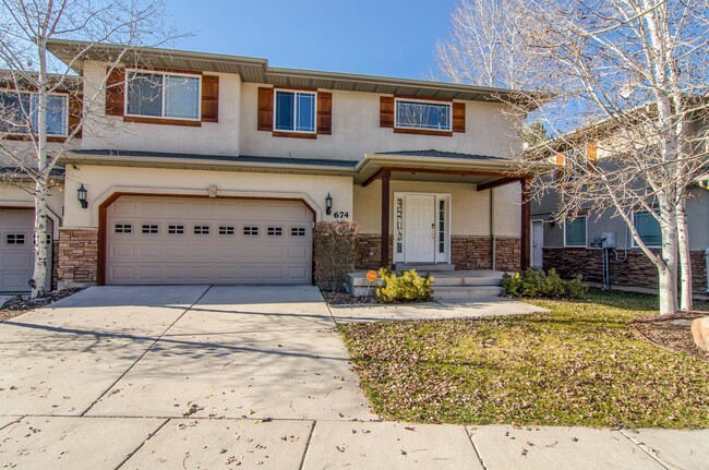 Photo - 674 E Union Pines Ct Townhome