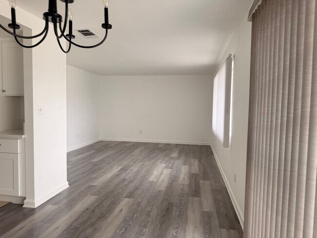 Photo - Cozy Colton Condo!!