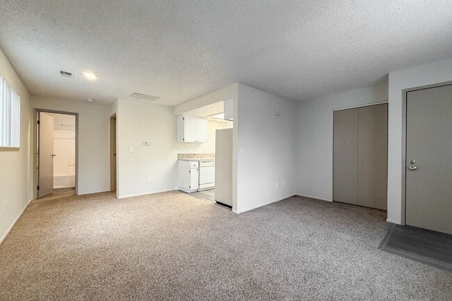 Photo - Avalon Court Apartments