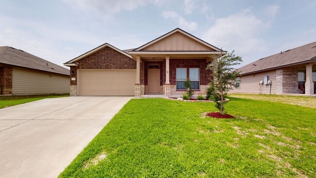 Photo - 2 WEEKS FREE RENT + $1,750 A MONTH!