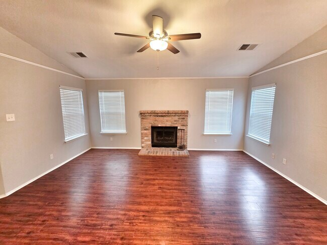 Photo - 4803 Hamilton Wolfe Rd Condo Unit 810