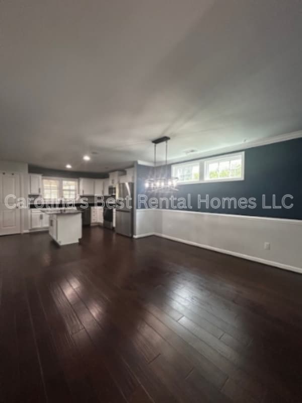 Photo - 148 Mariscat Pl