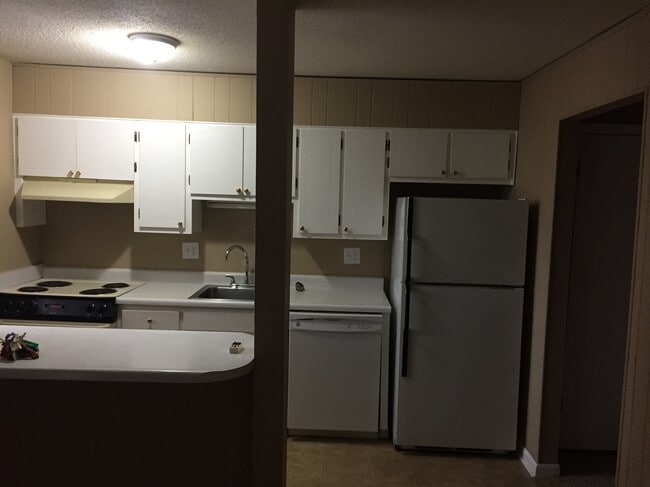 Photo - 493 Barnett Dr Unit 1