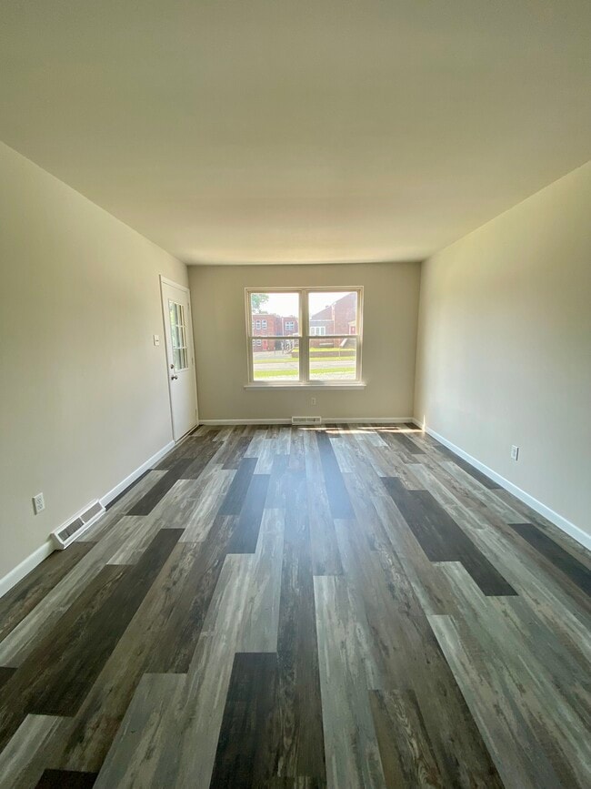 Photo - 204 Gateway Blvd Unidad A