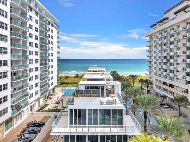 Photo - 9501 Collins Ave