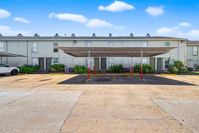 Building Photo - 8653 Village of Fondren Unit 8653 Rental