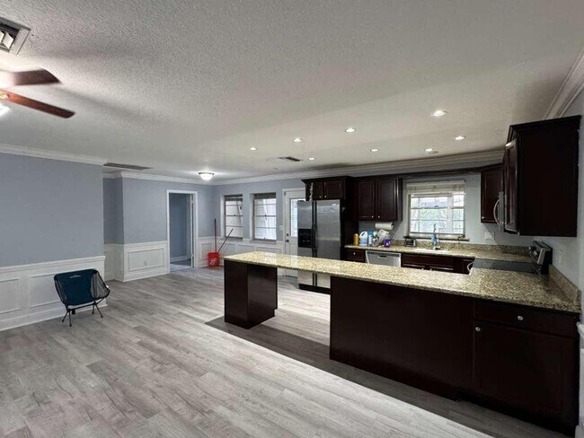 Photo - 7709 1st Terrace