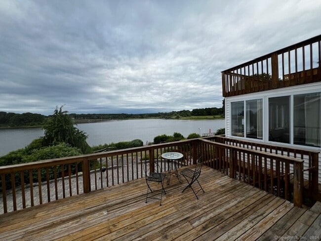 Photo - 123 Seneca Dr