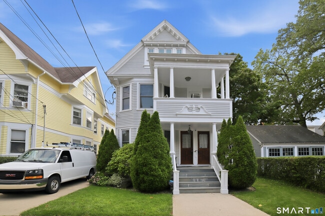 Building Photo - 196 Lawrence St Unit 1